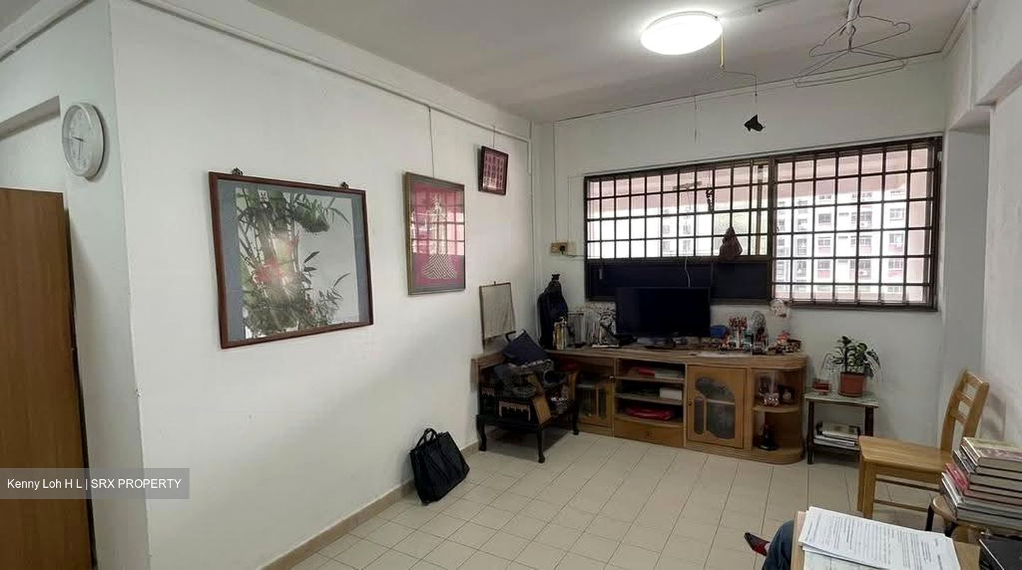 Blk 250 Gombak View (Bukit Batok), HDB 3 Rooms #629573451